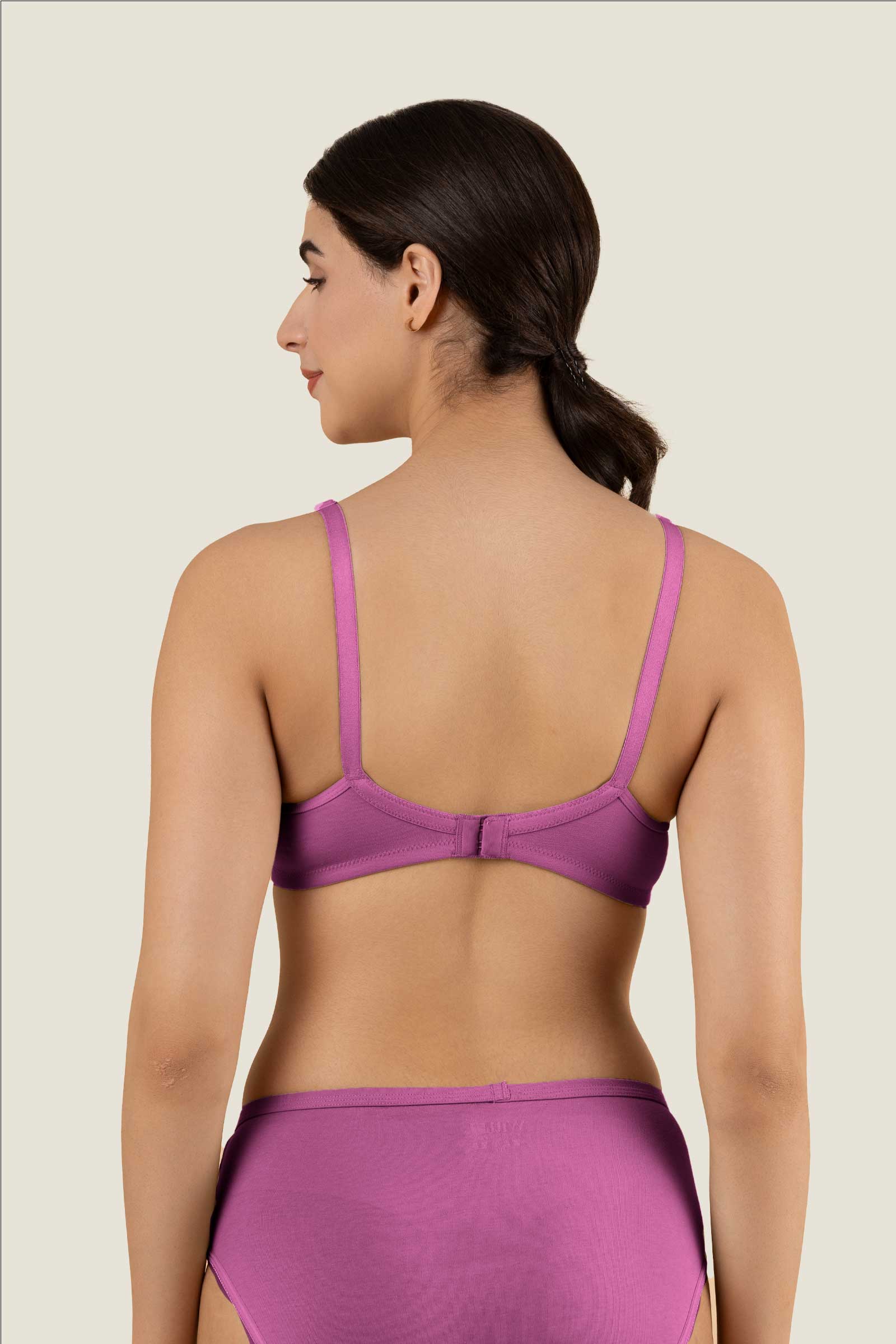 Curva T-shirt Bra Soft Pastels