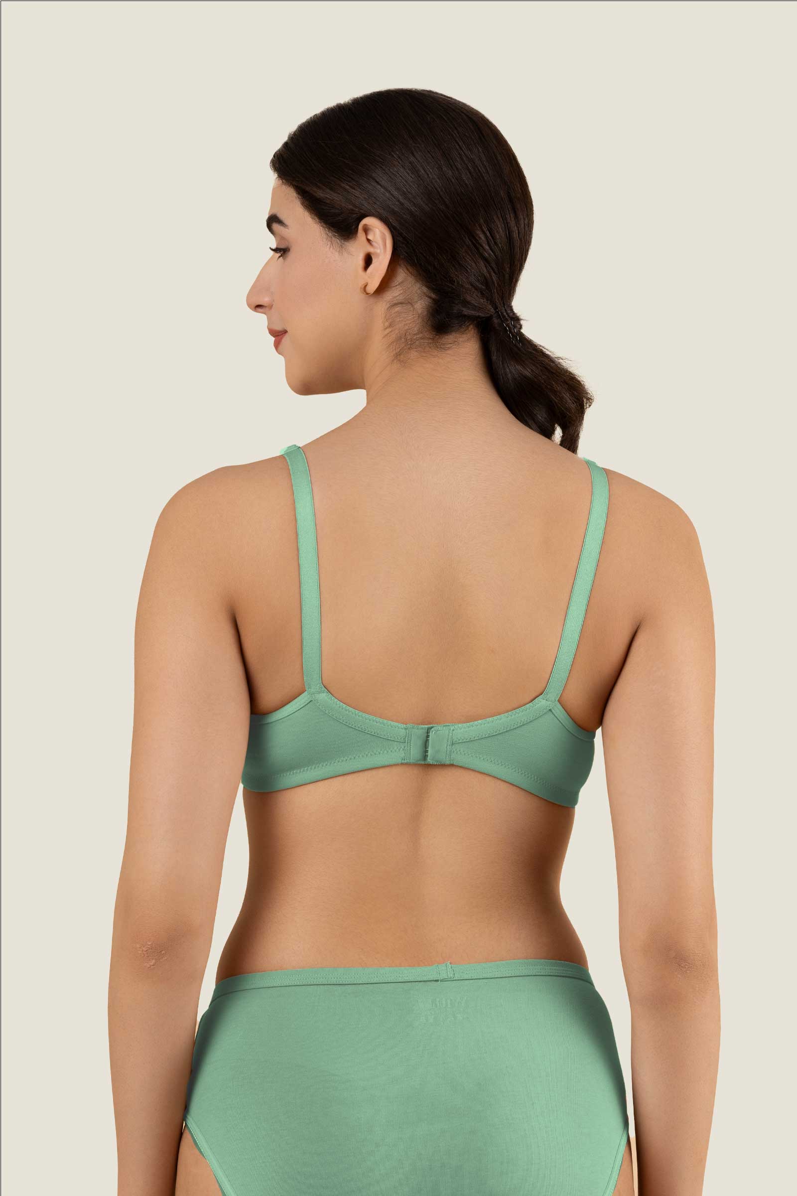 Curva T-shirt Bra Soft Pastels