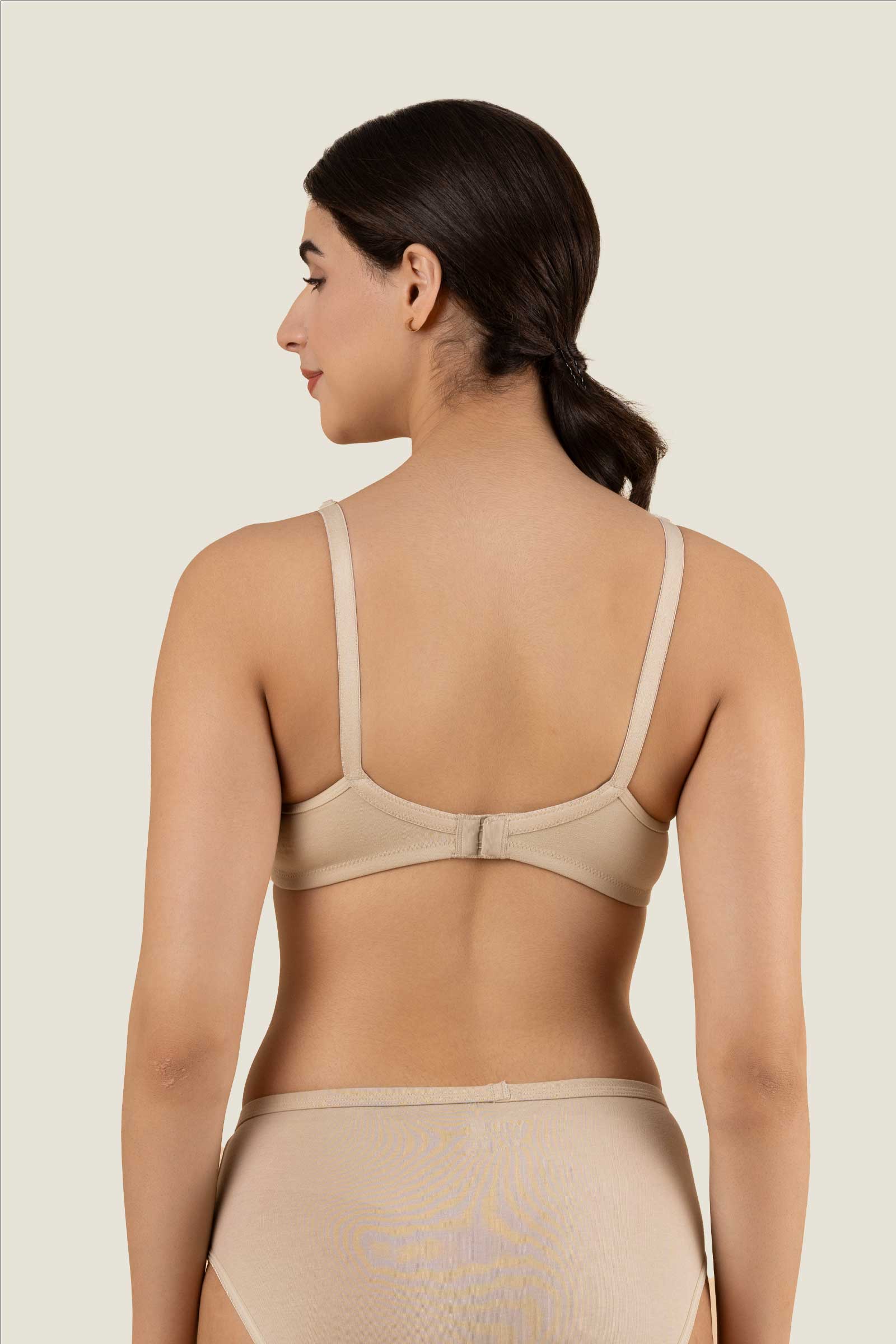 Curva T-shirt Bra Everyday Neutral Colours